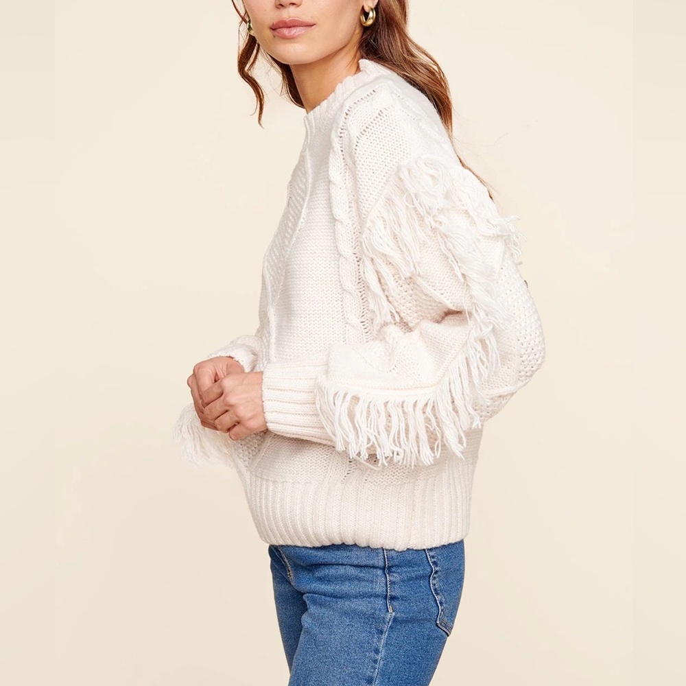 Cyrus Cable knit Women's Cream Sweater with Fringe western cowgirl medium